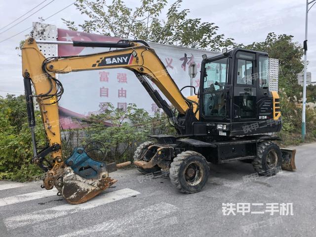 三一重工SY65W挖掘机