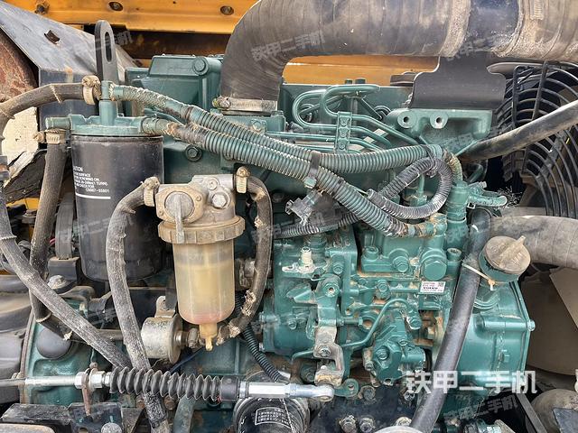 發(fā)動(dòng)機(jī)整體俯視（整機(jī)外觀）