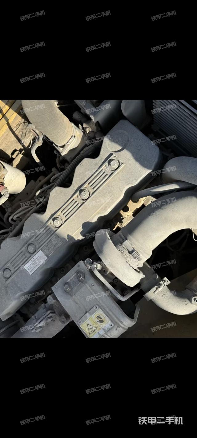 发动机整体俯视（整机外观）