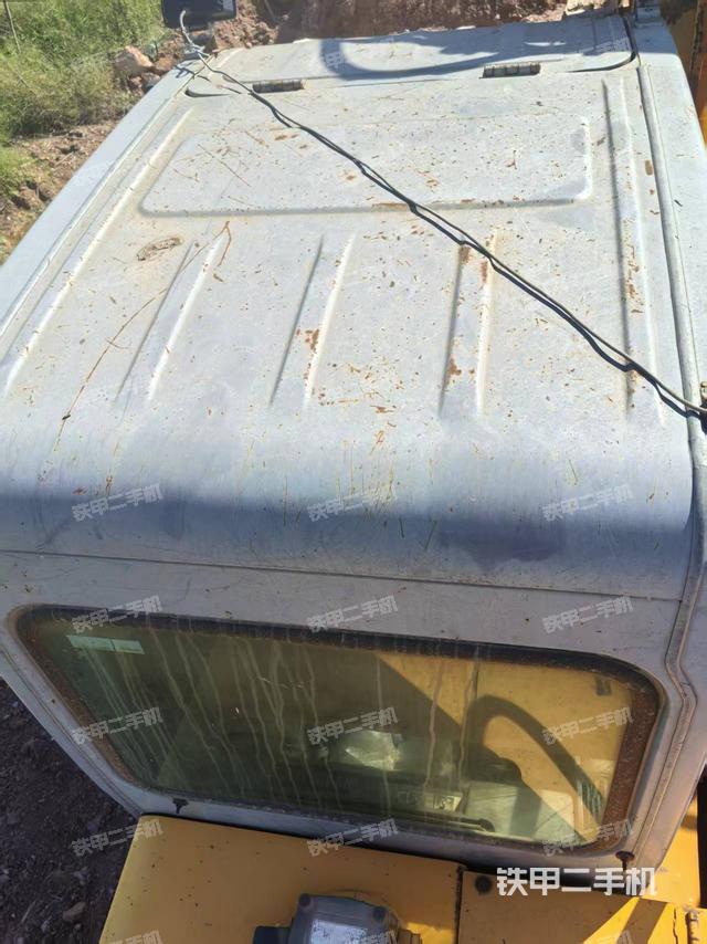 駕駛室頂部（整機(jī)外觀）