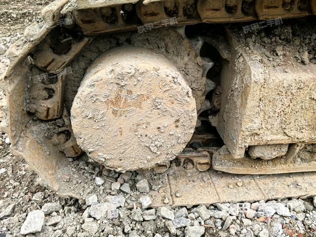 右侧履带整体（行走机构）