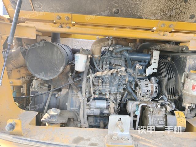 发动机整体俯视（整机外观）