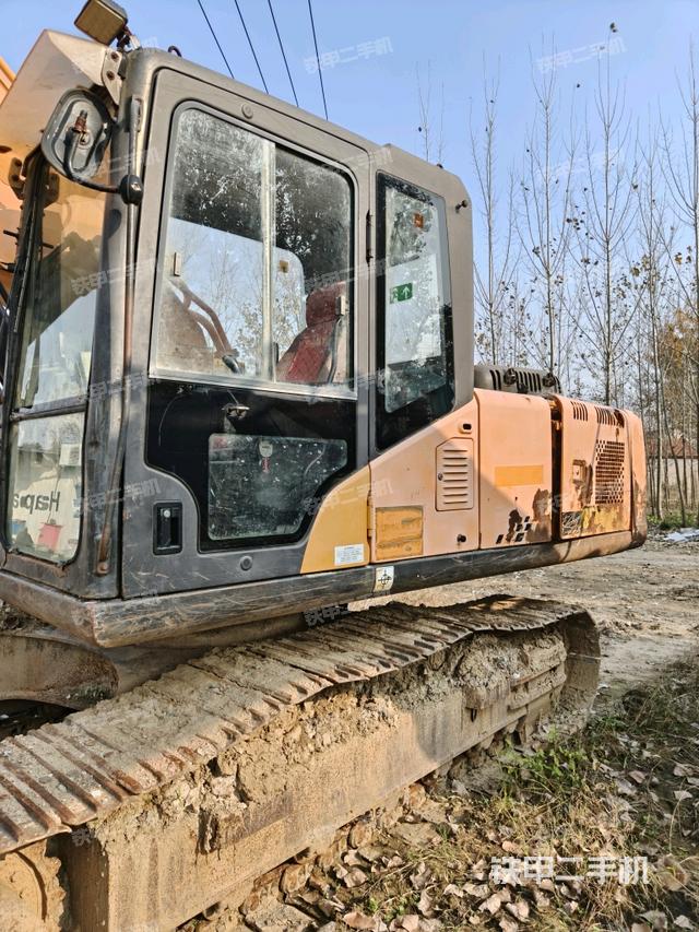 驾驶室整体（整机外观）