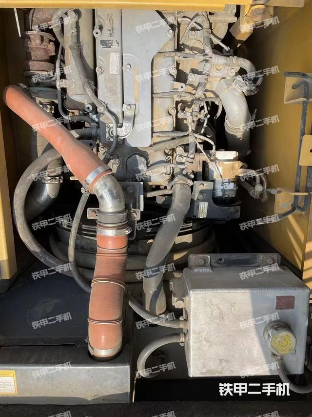 發(fā)動機(jī)整體俯視（整機(jī)外觀）