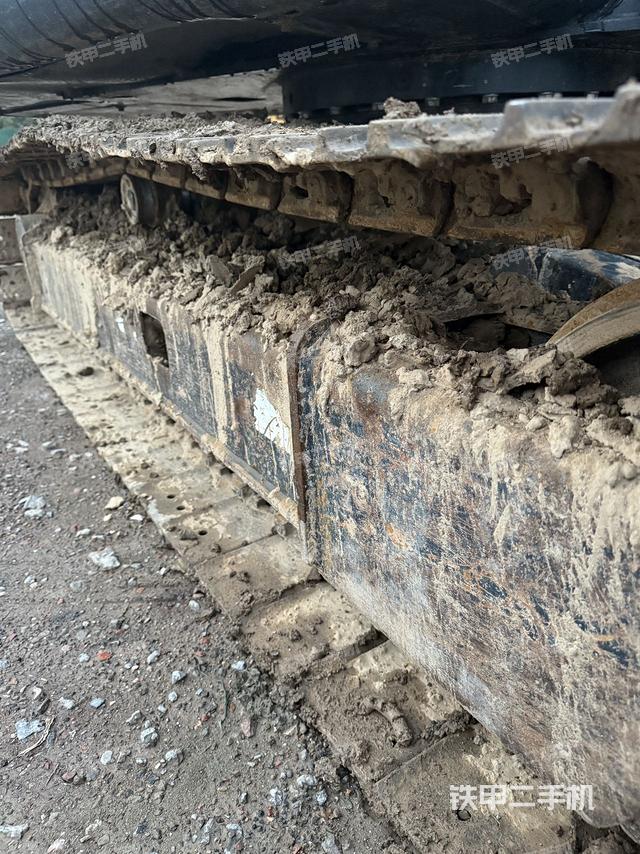 单侧履带整体（整机外观）