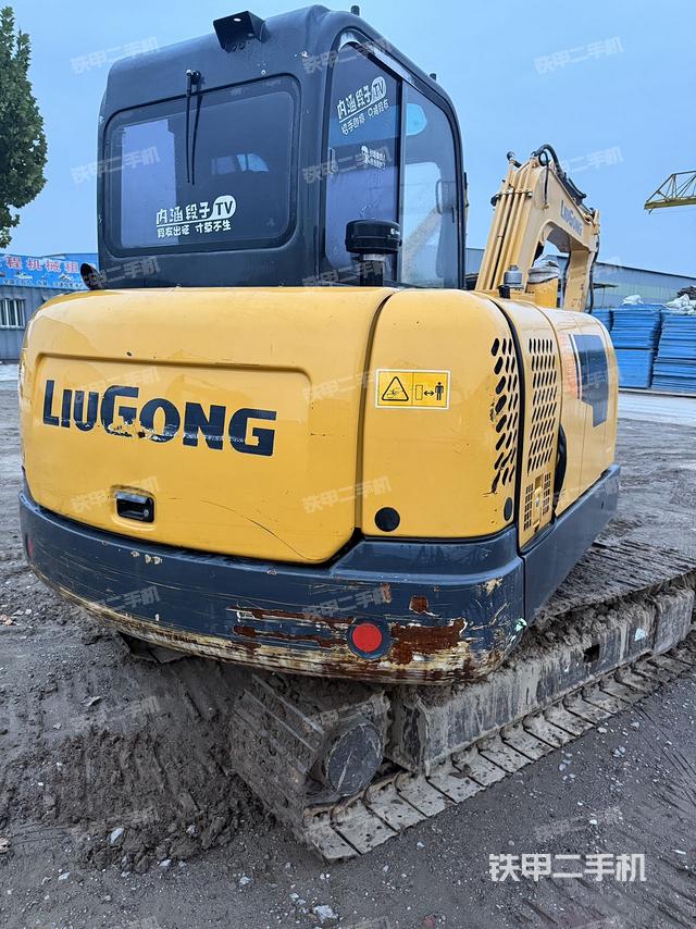 整机右后45°（整机外观）