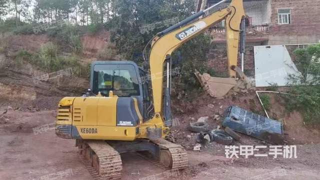 整機(jī)右后45°（整機(jī)外觀）