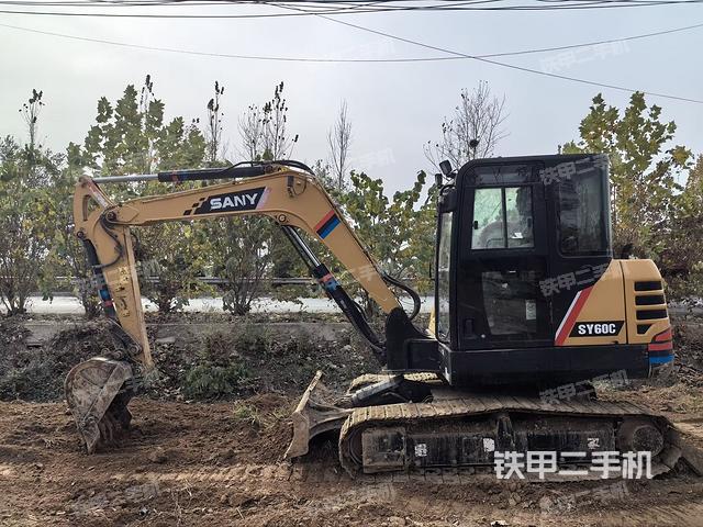三一重工SY60C挖掘机
