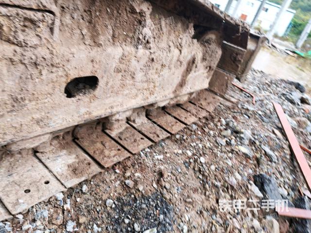 右侧行走马达盖板（行走机构）