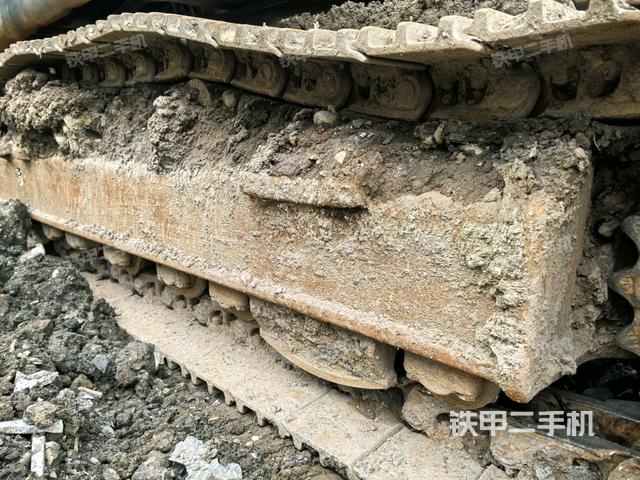 左導(dǎo)向輪（行走機(jī)構(gòu)）