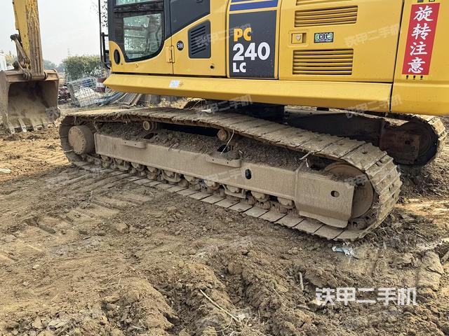 单侧履带整体（整机外观）