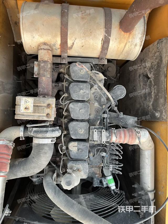 發(fā)動機整體俯視（整機外觀）