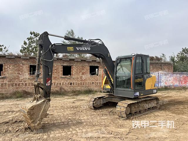 駕駛室整體（整機(jī)外觀）