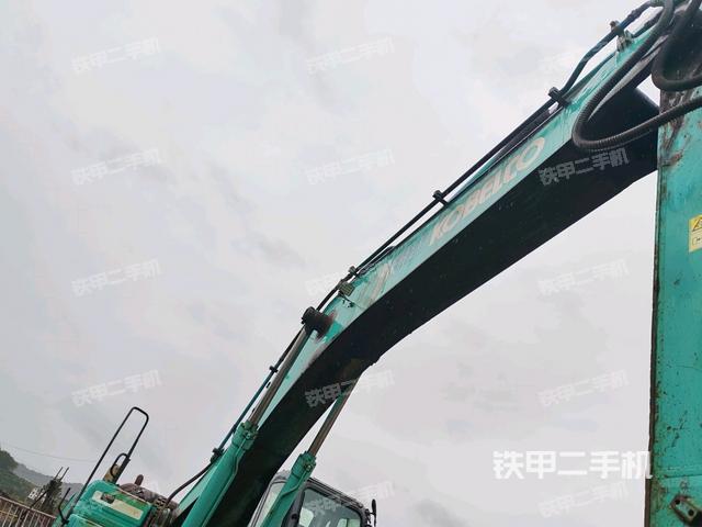 大臂整体 右侧（工作和回转装置）