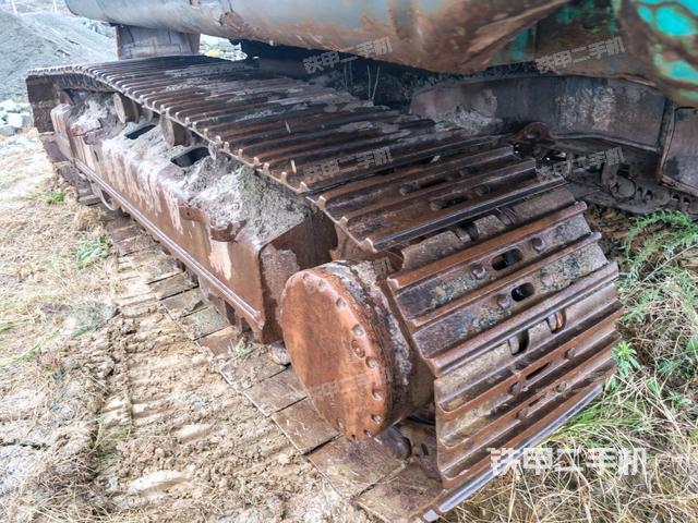 右侧履带整体（行走机构）