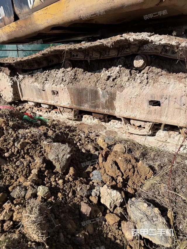 右側(cè)行走馬達(dá)蓋板（行走機(jī)構(gòu)）