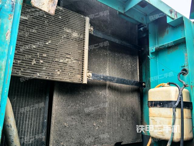 散熱器正面（大件艙室）