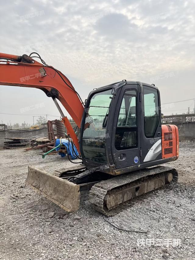 駕駛室整體（整機(jī)外觀）