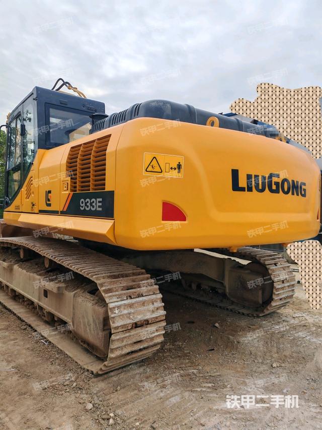 柳工CLG933E挖掘機(jī)