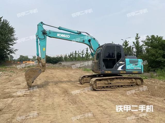 神鋼SK140LC-8挖掘機