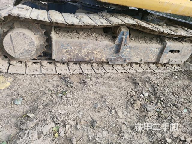 單側(cè)履帶整體（整機(jī)外觀）