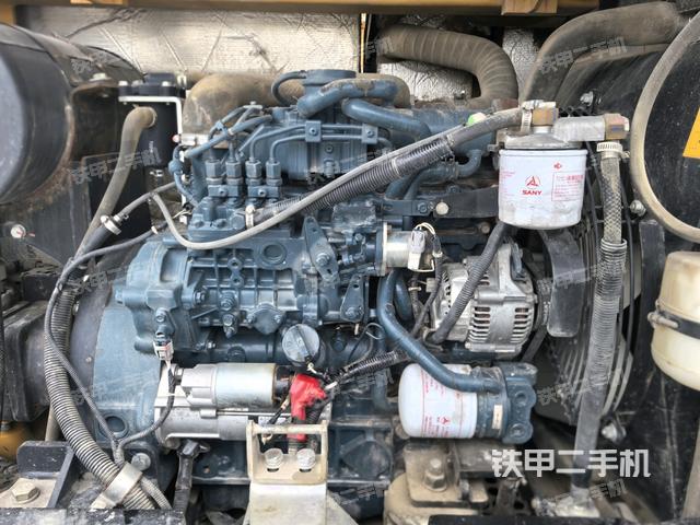 发动机整体俯视（整机外观）