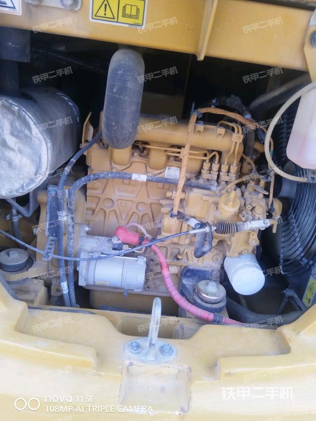 发动机整体俯视（整机外观）