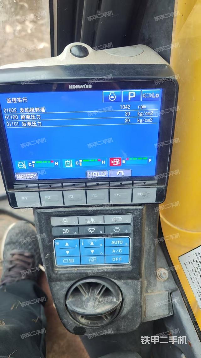 驾驶室整体（整机外观）