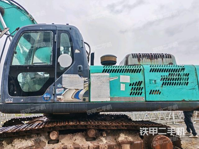 驾驶室正侧（驾驶室部分）