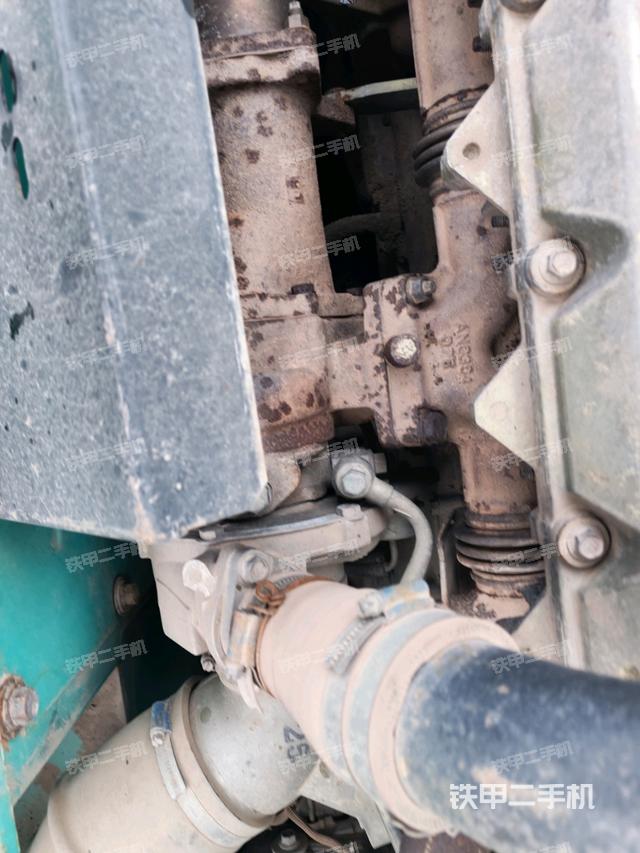 气门室盖螺丝特写（上车部件）