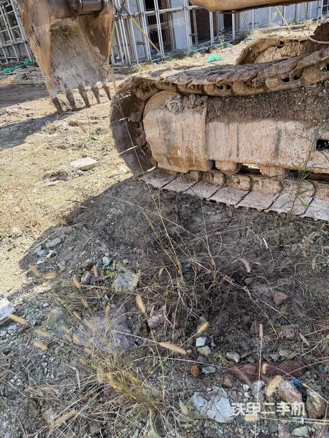 右導(dǎo)向輪（行走機(jī)構(gòu)）