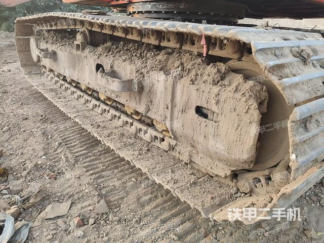 單側履帶整體（整機外觀）