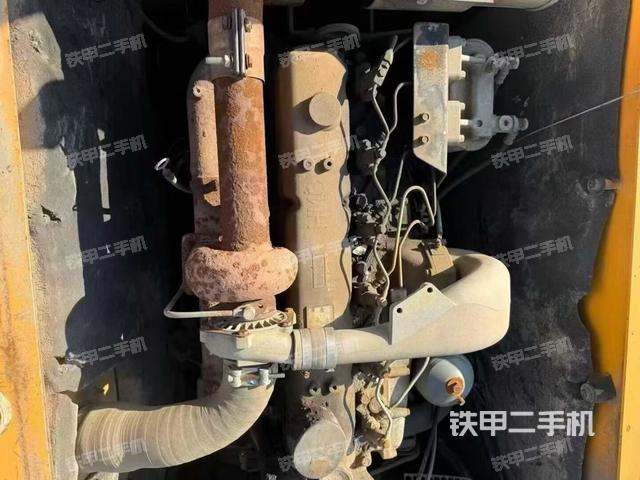 發(fā)動機(jī)整體俯視（整機(jī)外觀）