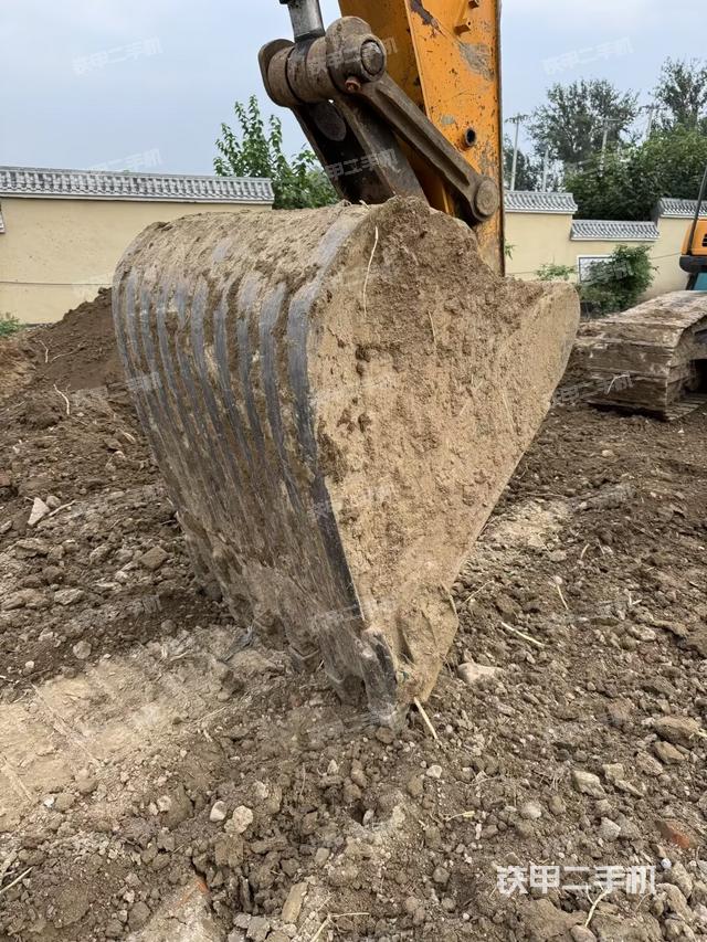 驾驶室整体（整机外观）