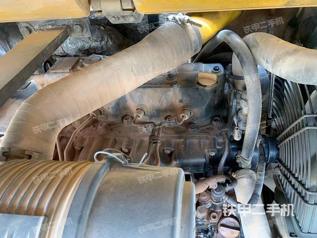 发动机整体俯视（整机外观）