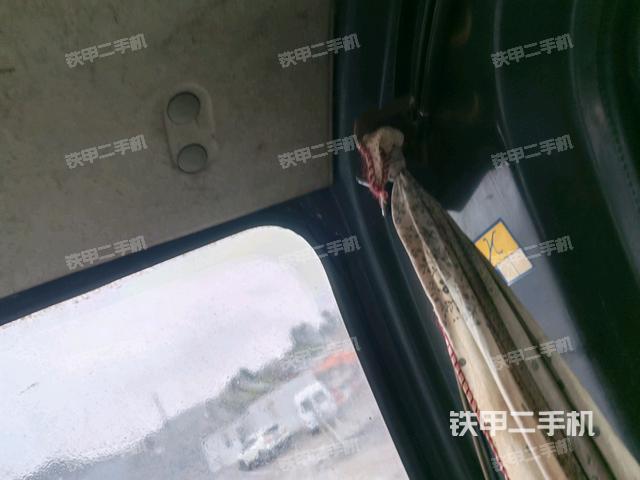 驾驶室左前45度（驾驶室部分）