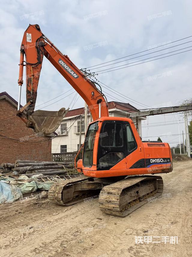 斗山DH150LC-7挖掘機(jī)