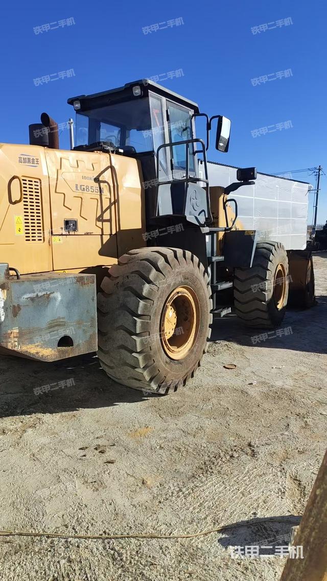 整機(jī)右后45°（整機(jī)外觀及大件）