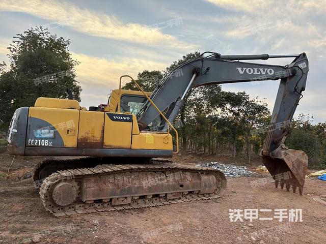 整機(jī)右后45°（整機(jī)外觀）