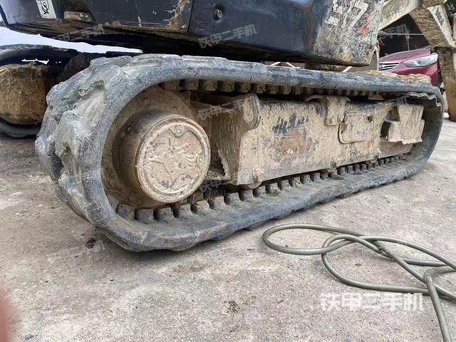 单侧履带整体（整机外观）