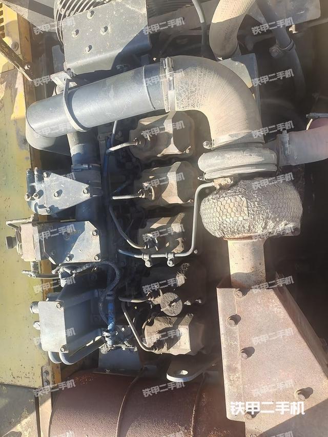 發(fā)動機(jī)整體俯視（整機(jī)外觀）