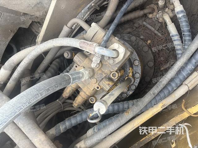 驾驶室顶部俯视（上车部件）