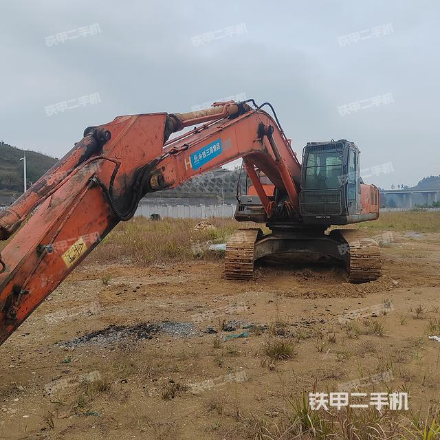 单侧履带整体（整机外观）