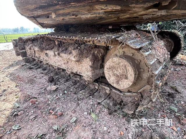 单侧履带整体（整机外观）