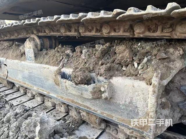 单侧履带整体（整机外观）