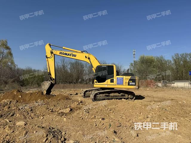 小松PC200-8M0挖掘机