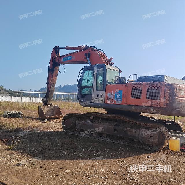 驾驶室整体（整机外观）