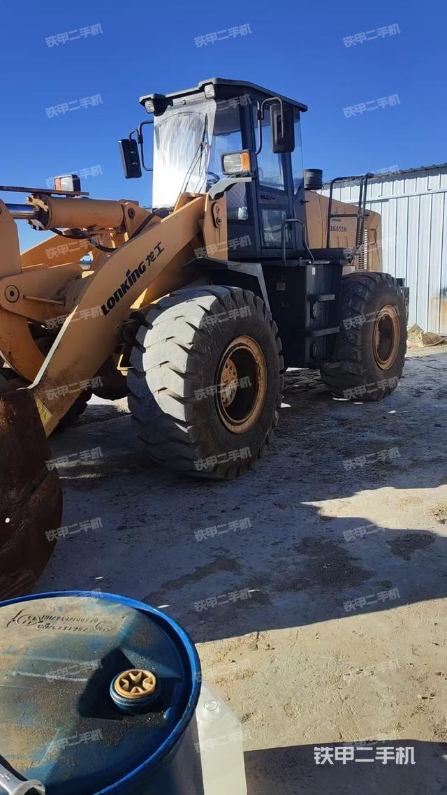 龍工LG855NG裝載機(jī)