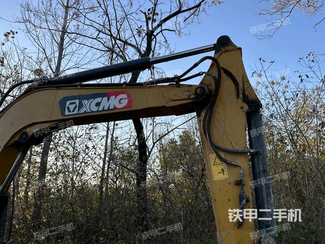 小臂整体右前（工作和回转装置）