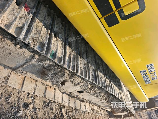 單側(cè)履帶整體（整機(jī)外觀）